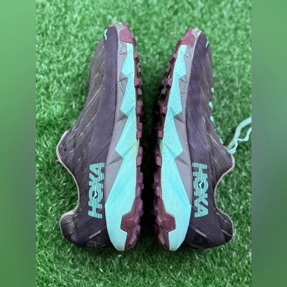 Hoka One One good preowned